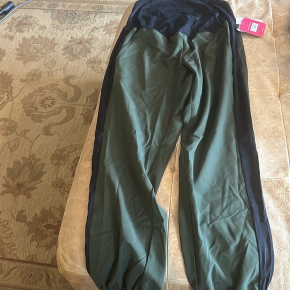 Maternity jogger pants small - Picture 1 of 2